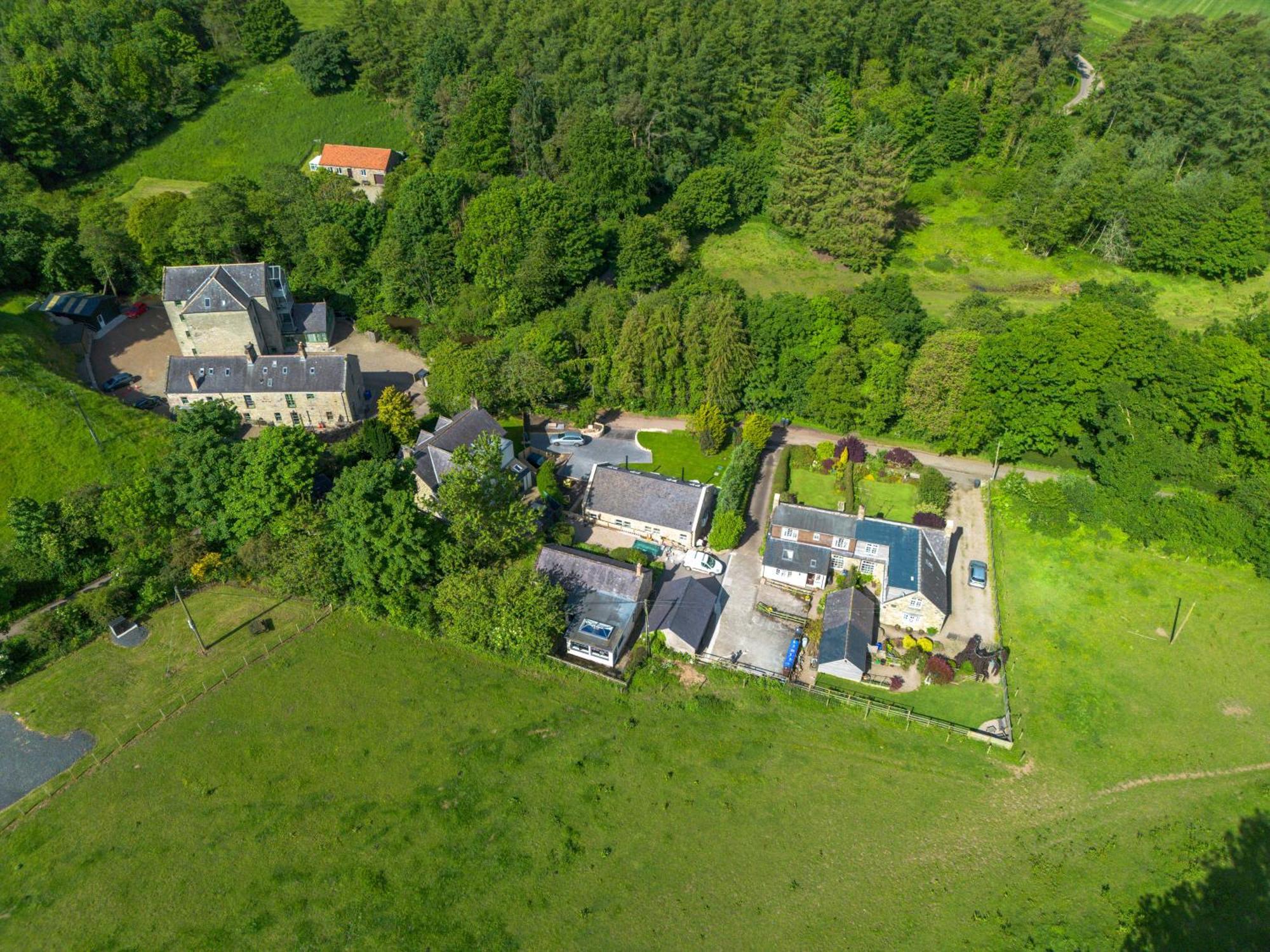 Babbling Burn Cottage - North East Escapes Bamburgh Extérieur photo
